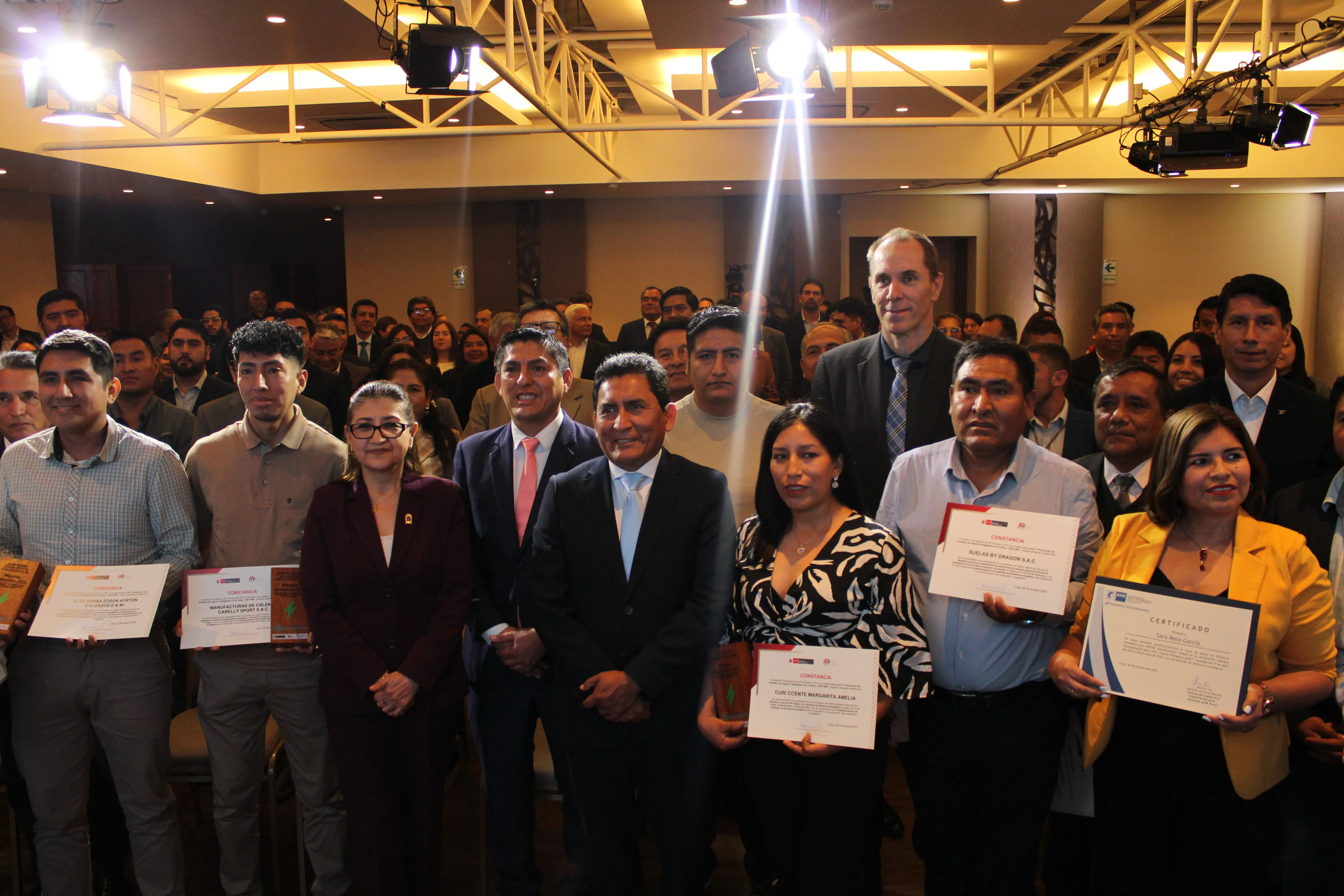 Portalámparas es reconocida por el ITP (PRODUCE) por su modelo de negocio amigable con el clima - Imagen 4